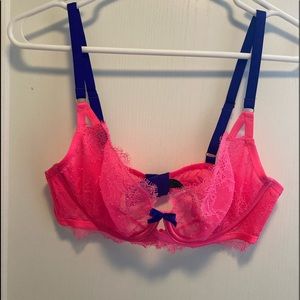 Victoria Secret VERY SEXY Unlined Demi/Demi-Buste Non-Double 36C Bra. NWOT